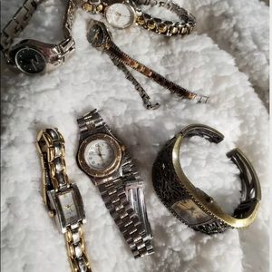 Vintage lot of 6 ladies watches